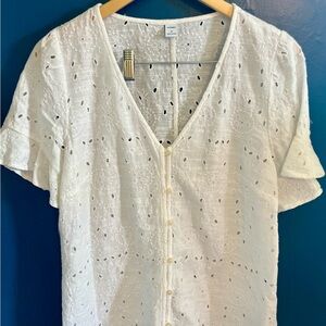 Old Navy White Eyelet Button-Up Blouse